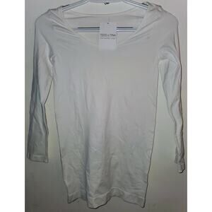 TEES by TINA Classic Long Sleeve Crewneck Shirt - White, One Size Stained NWD
